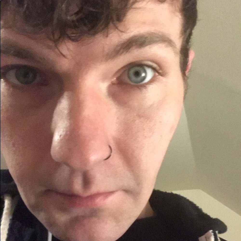 Meet your Posher, Phillip